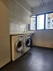 Blk 285A Toh Guan Road (Jurong East), HDB Executive #614639781